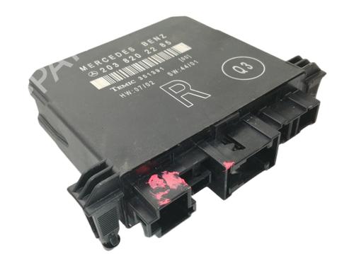 Used Comfort control module MERCEDES-BENZ C-CLASS (W203) C 200 Kompressor (203.042) (163 hp) 10522611