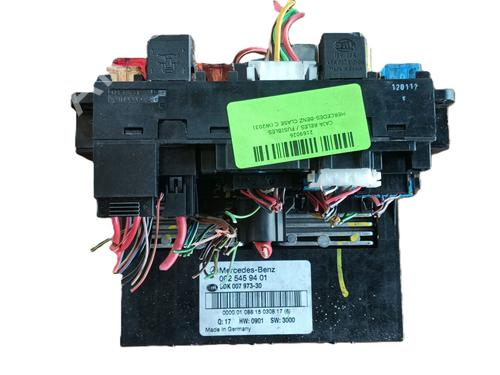 Sikringsdåse MERCEDES-BENZ C-CLASS (W203) C 270 CDI (203.016) (170 hp) 30684188