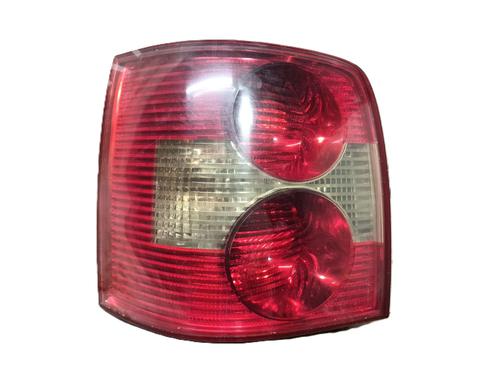 Lampa tylna lewa VW PASSAT B5.5 Variant (3B6) 1.9 TDI 3B9945095AA
