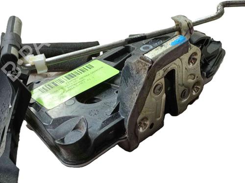 front-right-lock-toyota-c-hr-_x1_-2016-36353259 main image