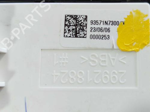 Left front window switch HYUNDAI TUCSON (NX4E, NX4A) 1.6 T-GDi | BP40079432I27 - Image 3