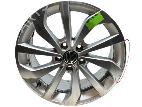 flk-vw-t-roc-a11-d11-2017-38464655 main image