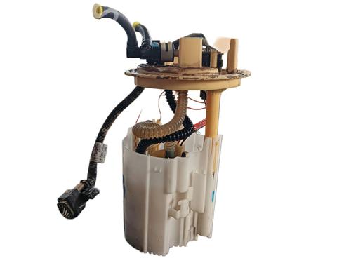 Fuel pump MERCEDES-BENZ SPRINTER 3-t Van (B910) 211 CDI (910.621, 910.623) | BP26566518M76 