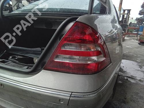 Used Right taillight Right taillight MERCEDES-BENZ C-CLASS (W203) C 270 CDI (203.016) (170 hp) 10723776 10723776