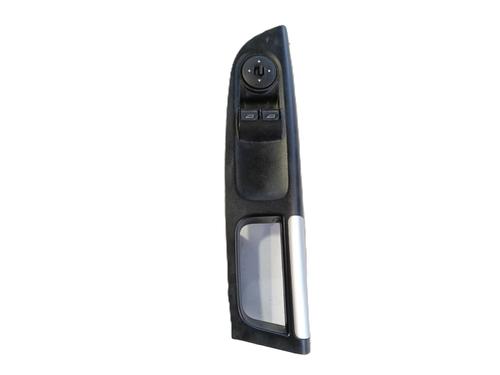 Venstre fortil elrude kontakt Venstre fortil elrude kontakt FORD TRANSIT CONNECT V408 Box Body/MPV [2013-2026] 36016938 36016938