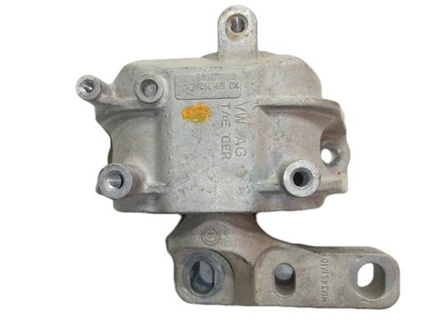 Used Engine mount Engine mount VW GOLF VI (5K1) 2.0 TDI (110 hp) 8904303 8904303