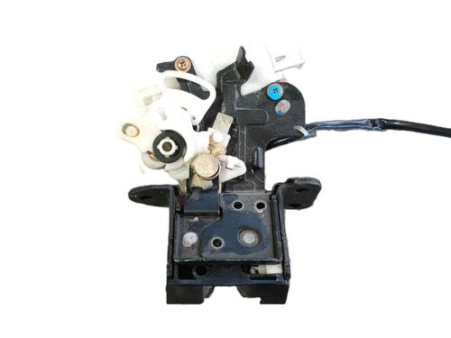 Tailgate lock MAZDA 3 (BK) 1.6 (BK14) | BP37232174C101 - Image 2