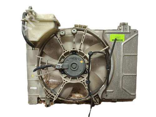 Used Radiator fan Radiator fan TOYOTA YARIS (_P9_) 1.3 VVT-i (SCP90_, SCP90R) (87 hp) 34006085 34006085