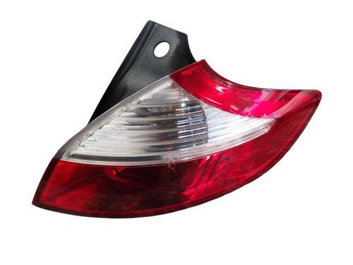 right-taillight-renault-megane-iii-hatchback-bz01_-b3_-2008-39977325 main image