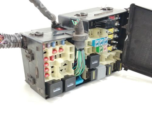Fuse box FORD FOCUS II (DA_, HCP, DP)  | BP7668006E1 