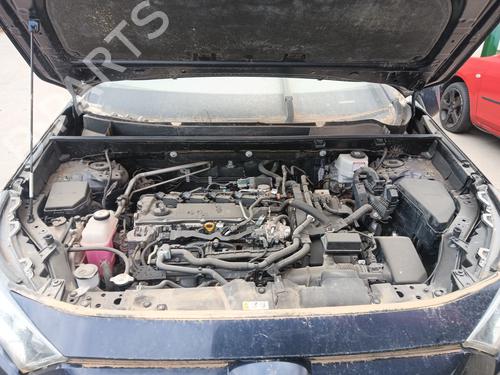 Armrest / Center console TOYOTA RAV 4 V (_A5_, _H5_) 2.5 Hybrid AWD (AXAH54) | BP32502683I20 