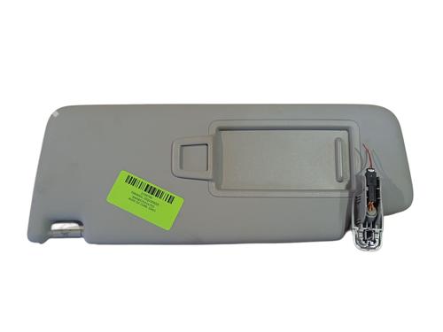 venstre-solskjerm-audi-q2-gab-gag-2016-32266748 main image