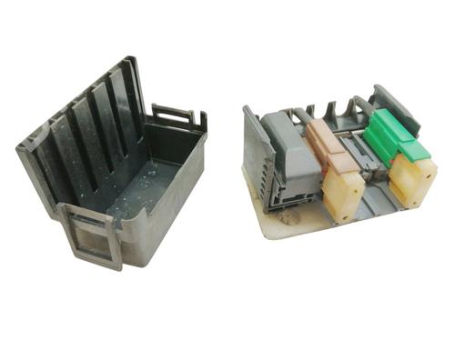 fuse-box-citroen-c3-picasso-sh_-16-hdi-9656984480-2008-10034487 main image