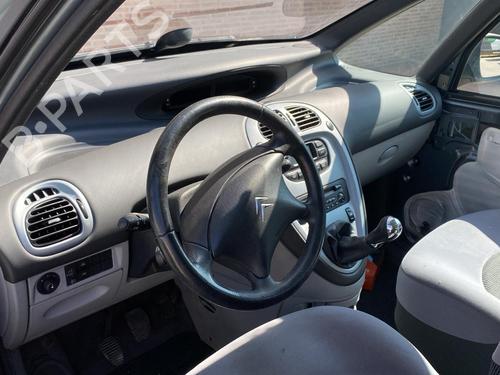 Brugte CITROËN XSARA PICASSO (N68) 1.6 HDi (90 hp) 3384077