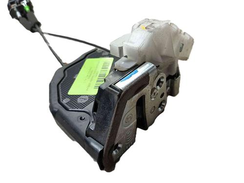 rear-right-lock-toyota-c-hr-_x1_-2016-36352614 main image