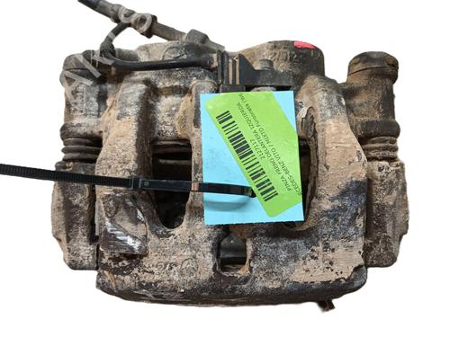 Used Left front brake caliper MERCEDES-BENZ VITO / MIXTO Van (W639) 109 CDI (639.601, 639.603, 639.605) (95 hp) 29185206
