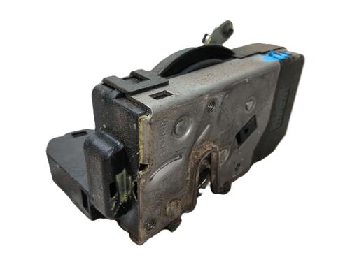 Used Tailgate lock RENAULT TRAFIC II Van (FL) 2.5 dCi 145 (FL0J) (146 hp) 28516619