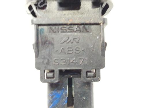 Warning switch NISSAN NV200 / EVALIA Bus  | BP8360947I22 