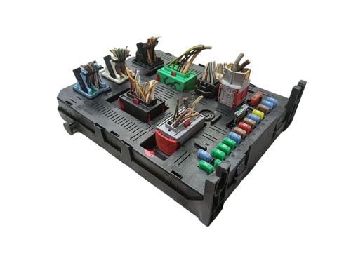Used Fuse box Fuse box CITROËN C4 I (LC_) 1.4 16V (88 hp) 36037415 36037415