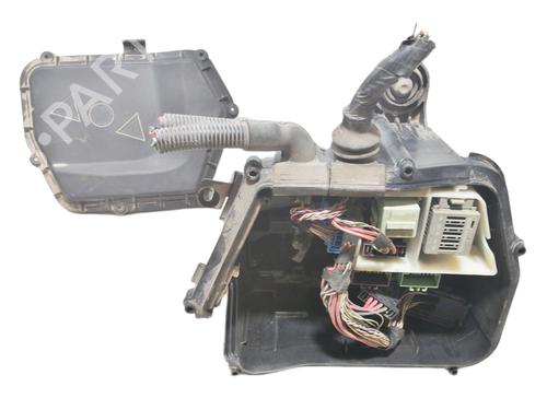 Fuse box BMW X3 (F25) xDrive 20 d (184 hp) 7157534