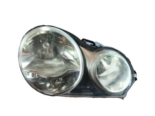 Right headlight VW POLO IV (9N_, 9A_) 1.4 16V | BP29821506C29 