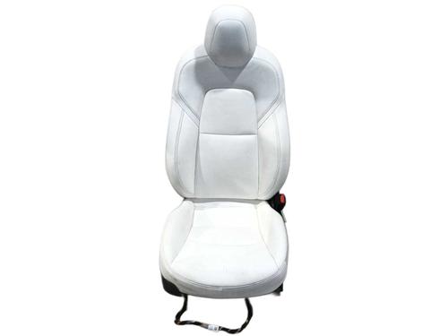 Used Right front seat Right front seat 39646959 39646959