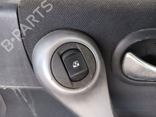 Right front door RENAULT MEGANE II (BM0/1_, CM0/1_)  | BP17480710C3 