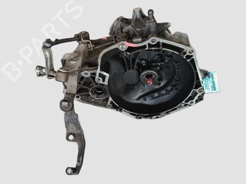 Used Gearbox OPEL VECTRA B (J96) 1.6 i 16V (F19) (100 hp) 20855641