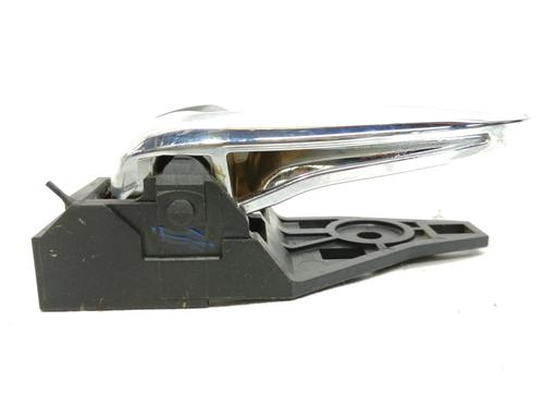 Front left interior door handle TOYOTA RAV 4 III (_A3_) 2.2 D 4WD (ALA30_, ALA30R) | BP8311946I13 