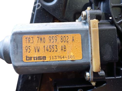 Lève-vitre avant droit VW SHARAN (7M8, 7M9, 7M6) 1.9 TDI | BP30850070C23