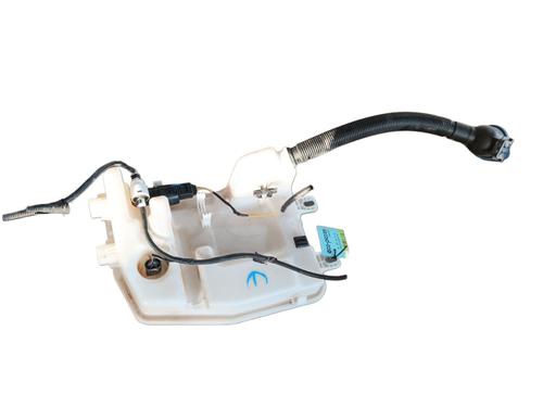 Used Windscreen washer tank BMW X1 (F48) sDrive 18 d (150 hp) 28095045