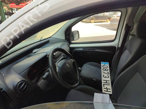 Right headlight PEUGEOT BIPPER (AA_) 1.3 HDi 75 | BP30100444C29 