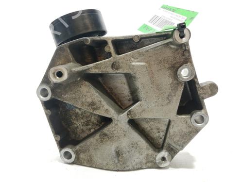 Used Engine mount OPEL ASTRA H Estate (A04) 1.9 CDTI (L35) (150 hp) 10281113
