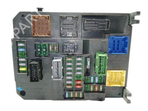Fuse box CITROËN C4 II (NC_)  | BP12179118E1 
