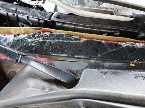 Used Front wiper motor NISSAN NV200 / EVALIA Bus [2010-2025]  6409557