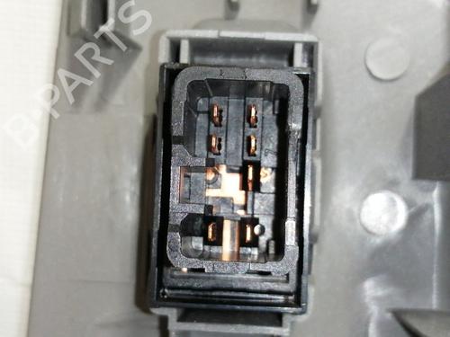 Right front window switch KIA SORENTO I (JC) 2.5 CRDi | BP7790460I26 