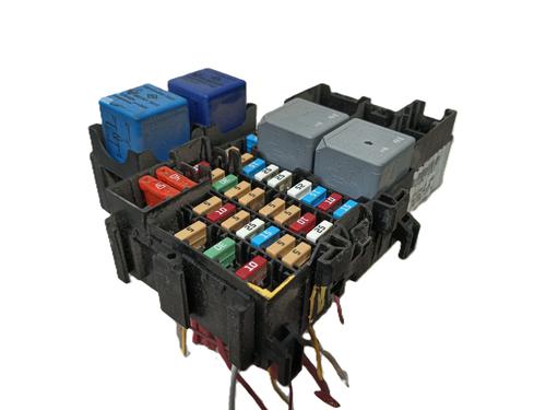 Used Fuse box Fuse box OPEL VIVARO B Van (X82) 1.6 CDTI (05) (116 hp) 34444487 34444487