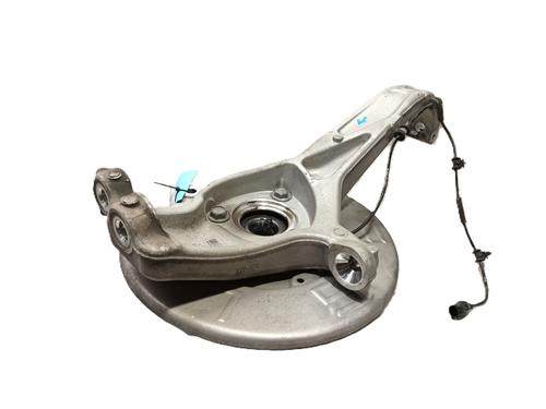 Used Left front steering knuckle TESLA MODEL 3 (5YJ3) EV AWD (351 hp) 19631581