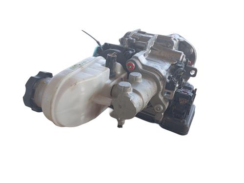 Brake master cylinder TESLA MODEL S (5YJS) | BP26558271M77