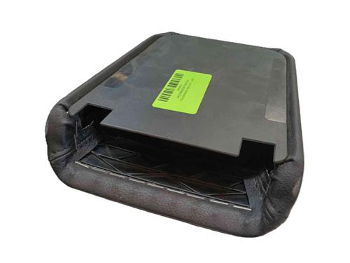 Used Armrest / Center console Armrest / Center console VW EOS (1F7, 1F8) 2.0 TDI (140 hp) 36137785 36137785