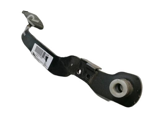 Used Clutch pedal DACIA DOKKER Express Box Body/MPV 1.5 dCi 75 / Blue dCi 75 (FEJW, FEAH) (75 hp) 11016905