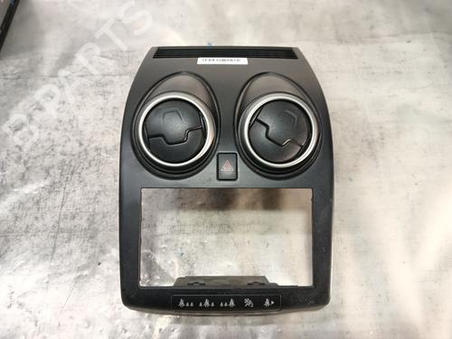 Used Warning switch NISSAN QASHQAI / QASHQAI +2 I (J10, NJ10, JJ10E) [2006-2014]  17584927
