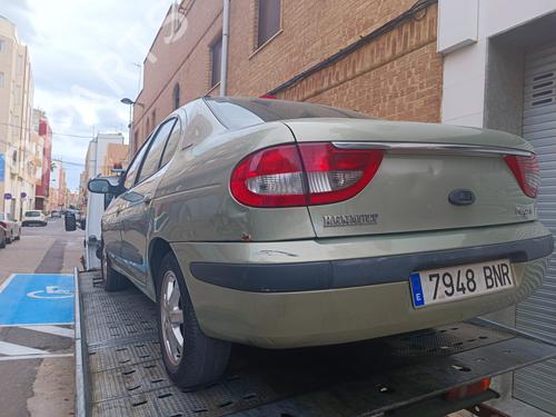 Front bumper RENAULT MEGANE I Classic (LA0/1_) 1.9 D (LA0A, LA0U, LA0R) | BP16299291C7 