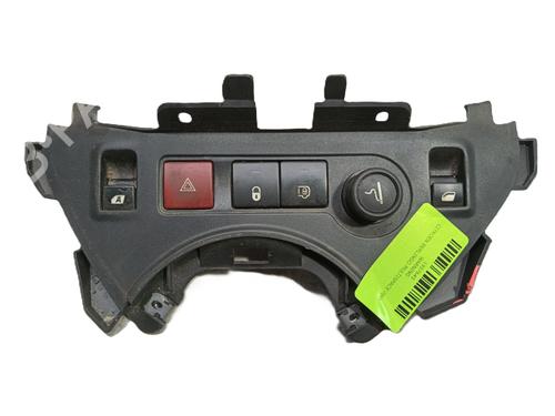 Used Warning switch CITROËN BERLINGO MULTISPACE (B9) 1.6 HDi 90 (90 hp) 23875668