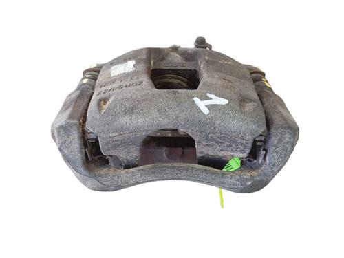 Used Left front brake caliper Left front brake caliper FIAT 500L (351_, 352_) 1.3 D Multijet (199LXY1A, 199LXY11) (84 hp) 40448020 40448020