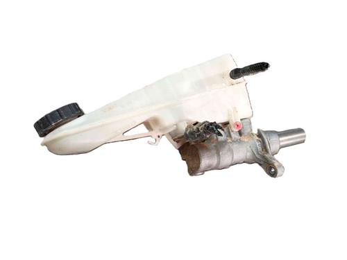 Used Brake master cylinder Brake master cylinder 38085013 38085013