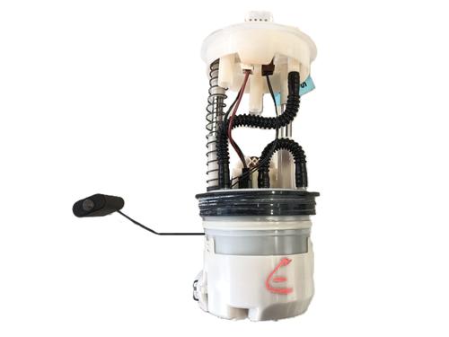 Used Fuel pump NISSAN QASHQAI I (J10, NJ10) 1.6 (110 hp) 31948996