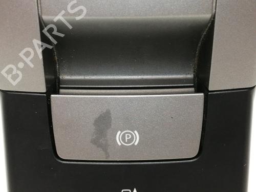 Switch LAND ROVER RANGE ROVER SPORT I (L320) 3.6 D 4x4 | BP8328435I30