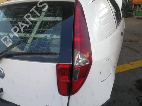 Right taillight FIAT PUNTO Hatchback Van (188_) 1.3 JTD 51721478