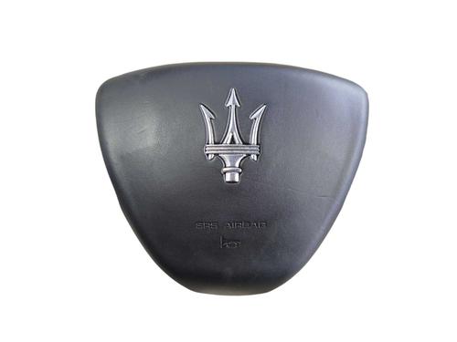 driver-airbag-maserati-levante-suv-m161-2016-39614251 main image